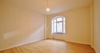 von_poll_real_estate_property_26124101a_image_1