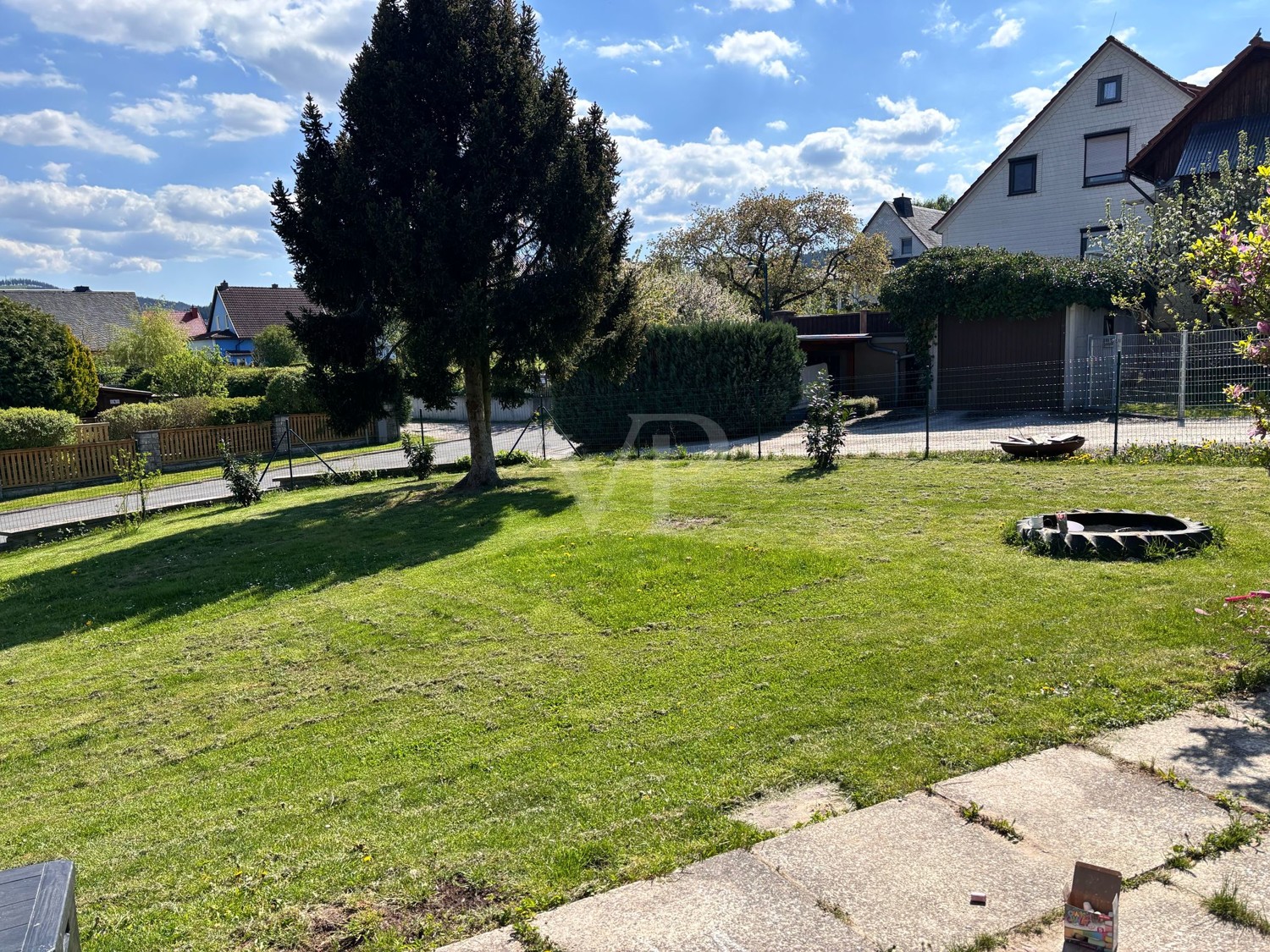 Blick auf Grundstück