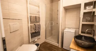 von_poll_real_estate_property_25124406_image_32