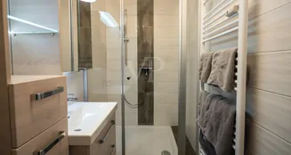 von_poll_real_estate_property_25124406_image_27