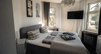 von_poll_real_estate_property_25124406_image_58