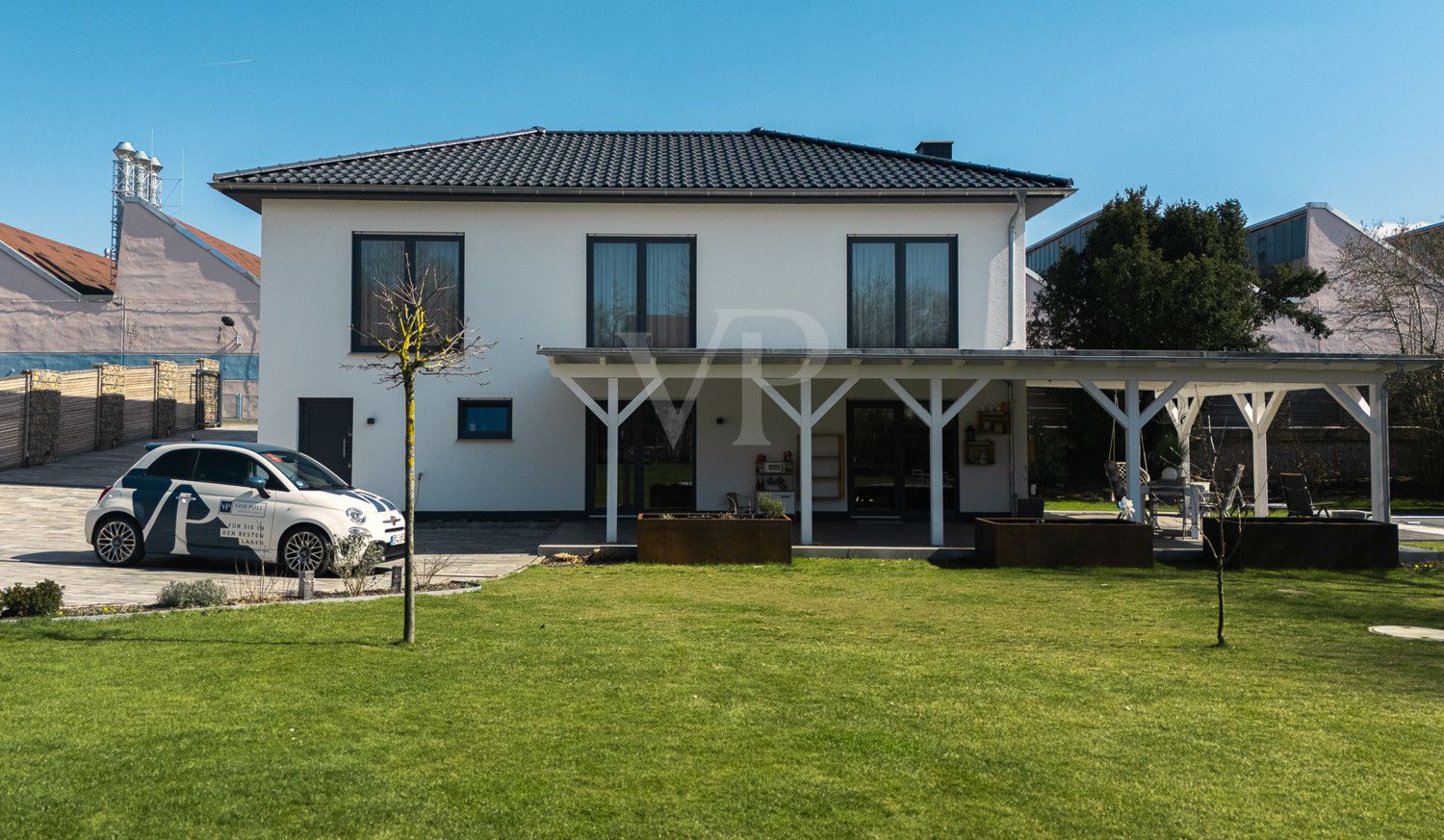 Front Gartenansicht