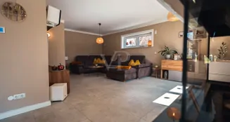 von_poll_real_estate_property_25124408_image_35