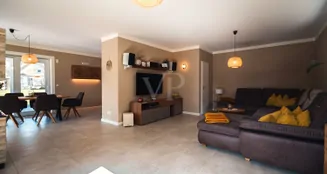 von_poll_real_estate_property_25124408_image_36