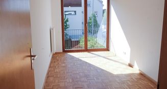 von_poll_real_estate_property_25413015_image_2