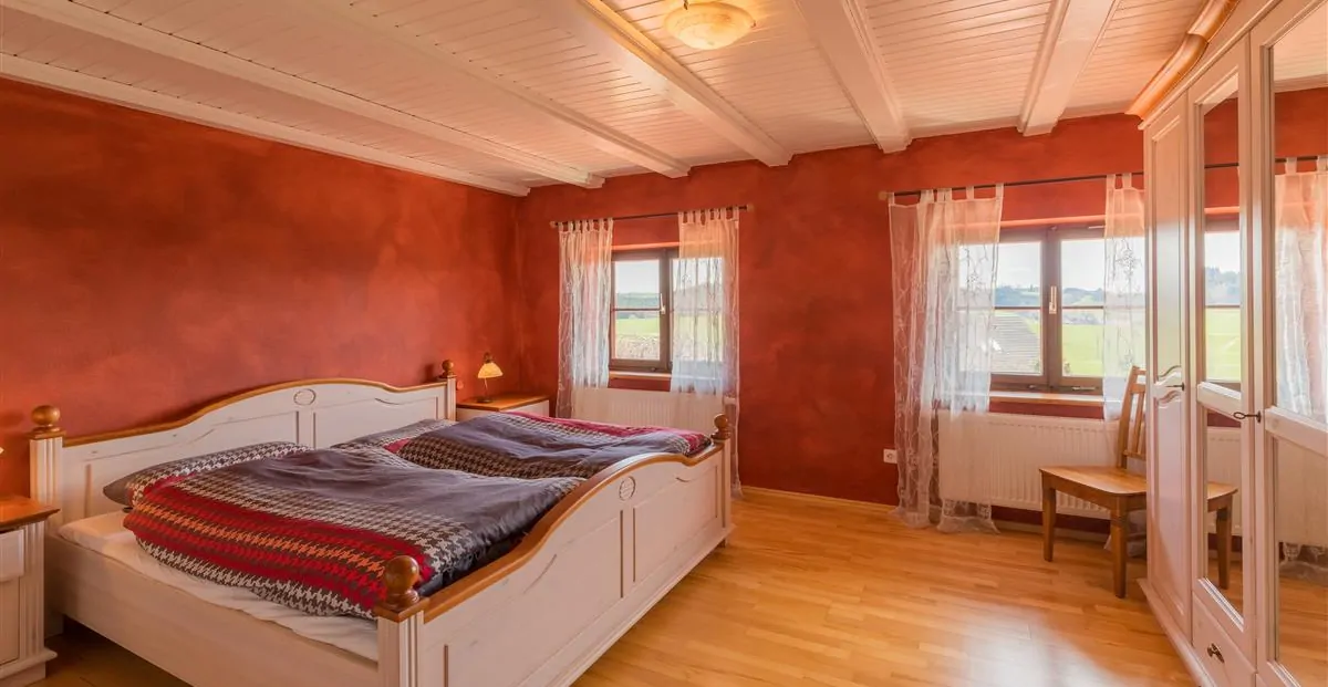 Ö Schlafzimmer