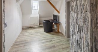 von_poll_real_estate_property_25413018_image_7