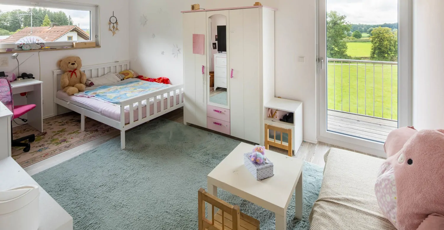 Ö Zimmer Obergeschoss