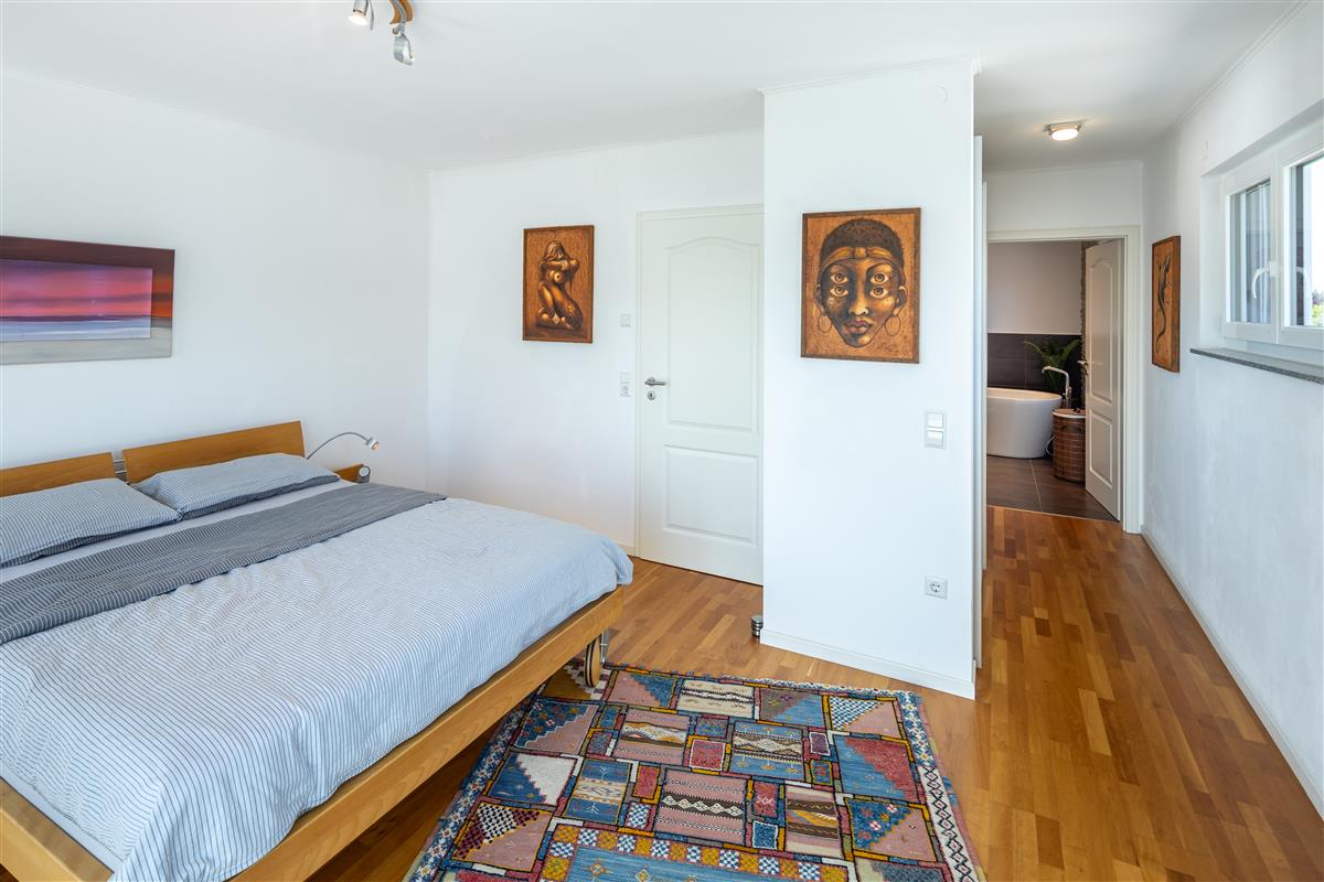 Elternschlafzimmer OG