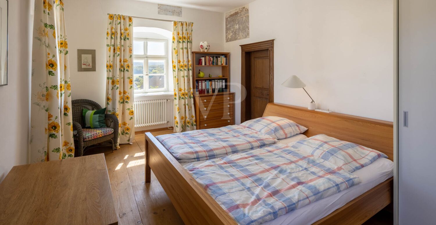 Schlafzimmer 1