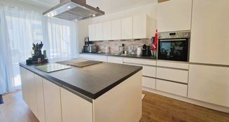 von_poll_real_estate_property_25413034_image_0