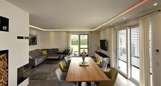 von_poll_real_estate_property_MB390_image_4