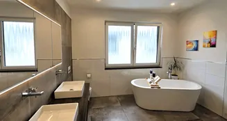 von_poll_real_estate_property_MB390_image_9