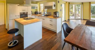 von_poll_real_estate_property_25413039_image_1