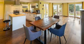 von_poll_real_estate_property_25413039_image_2