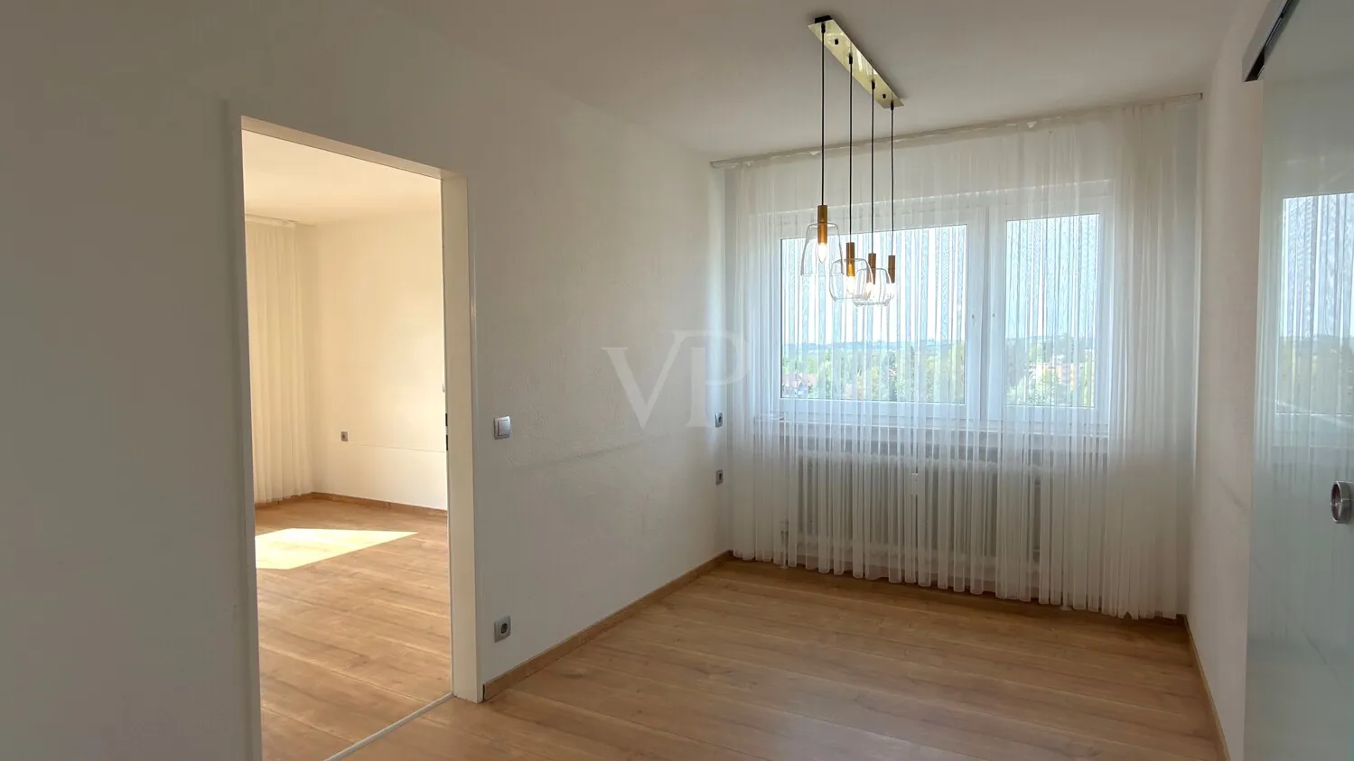 Esszimmer jetzt ö