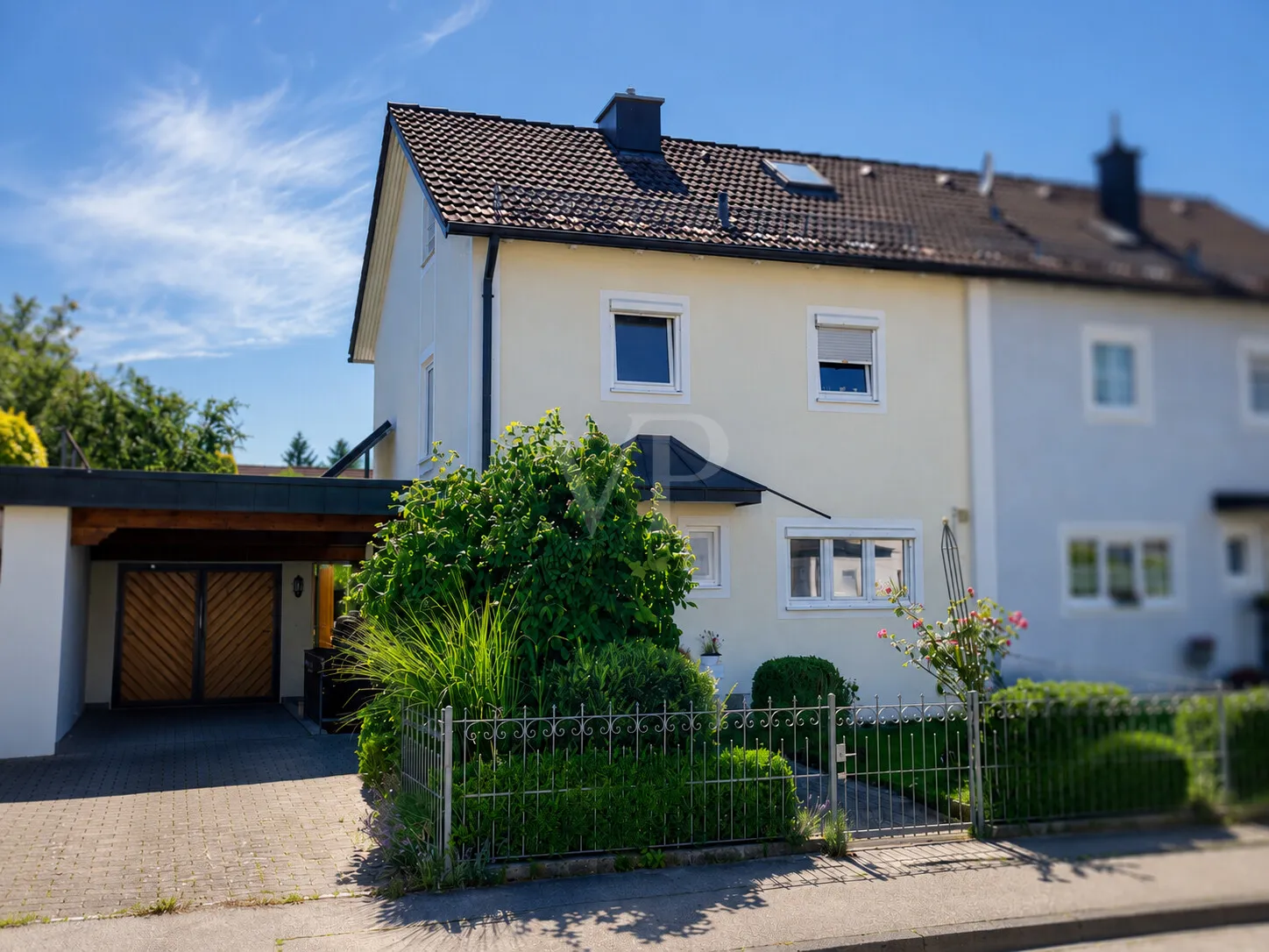Charmante DHH in attraktiver Lage (aktuell vermietet)