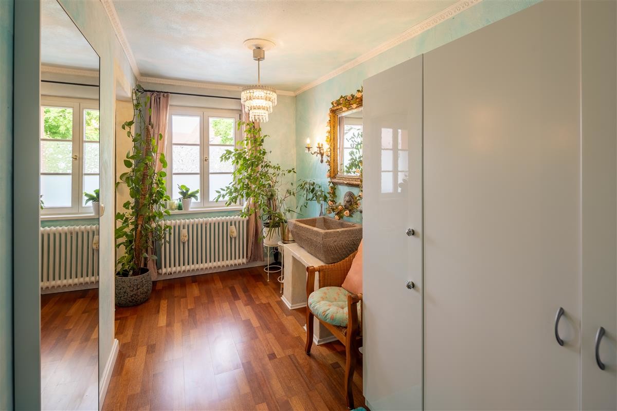 ö Badezimmer 1. OG