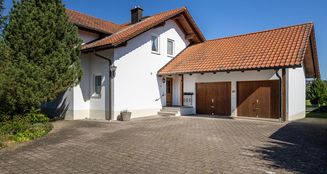 von_poll_real_estate_property_25413008_image_2