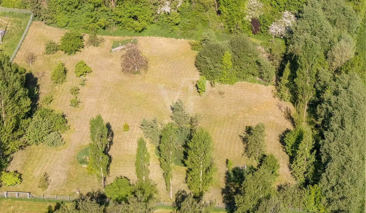 Drohnenansicht zustäzlichen Grundstück