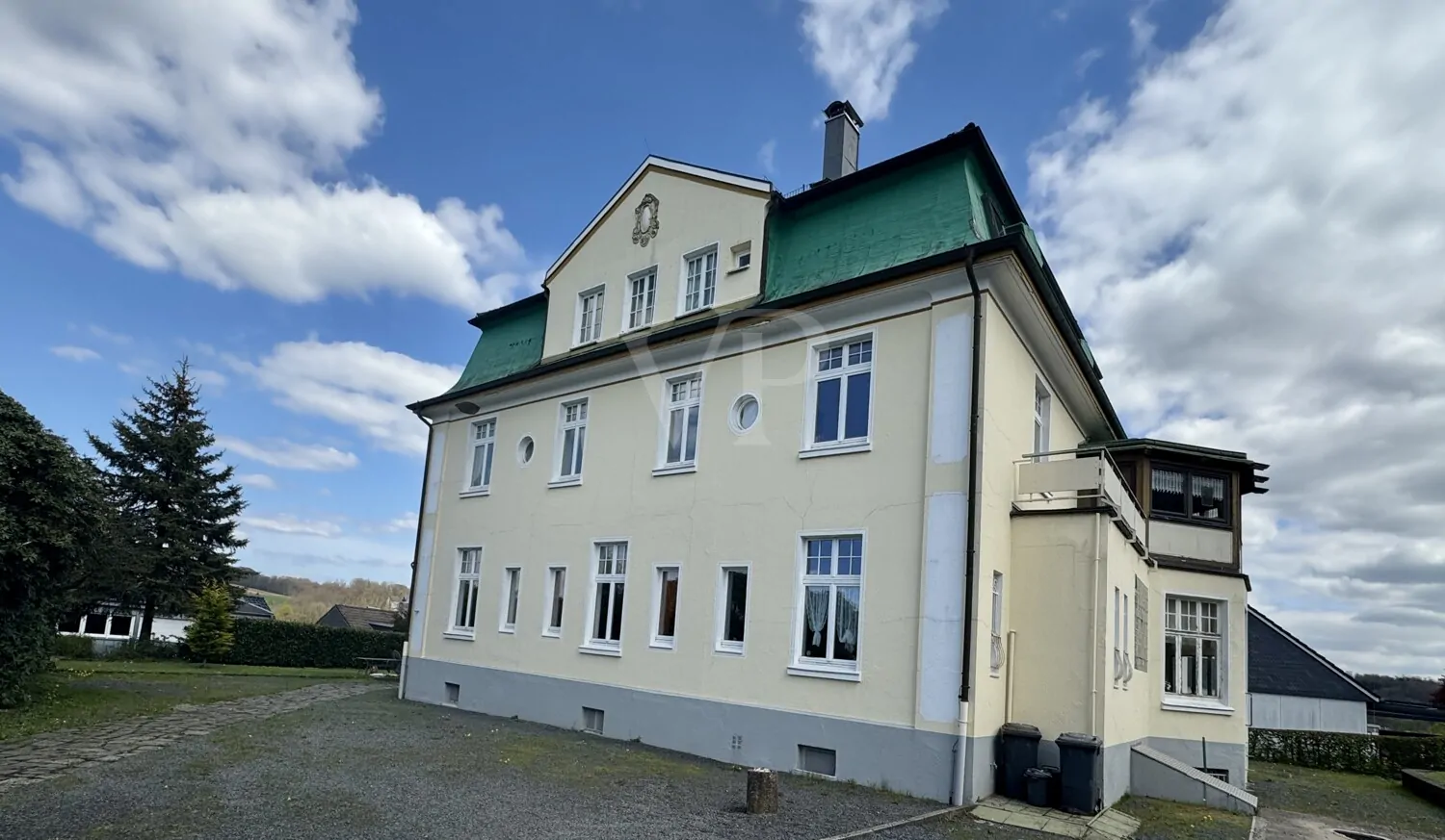 Historische Fabrikantenvilla im Zentrum von Hückeswagen