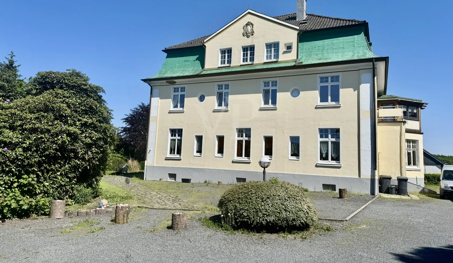 Historische Fabrikantenvilla im Zentrum von Hückeswagen