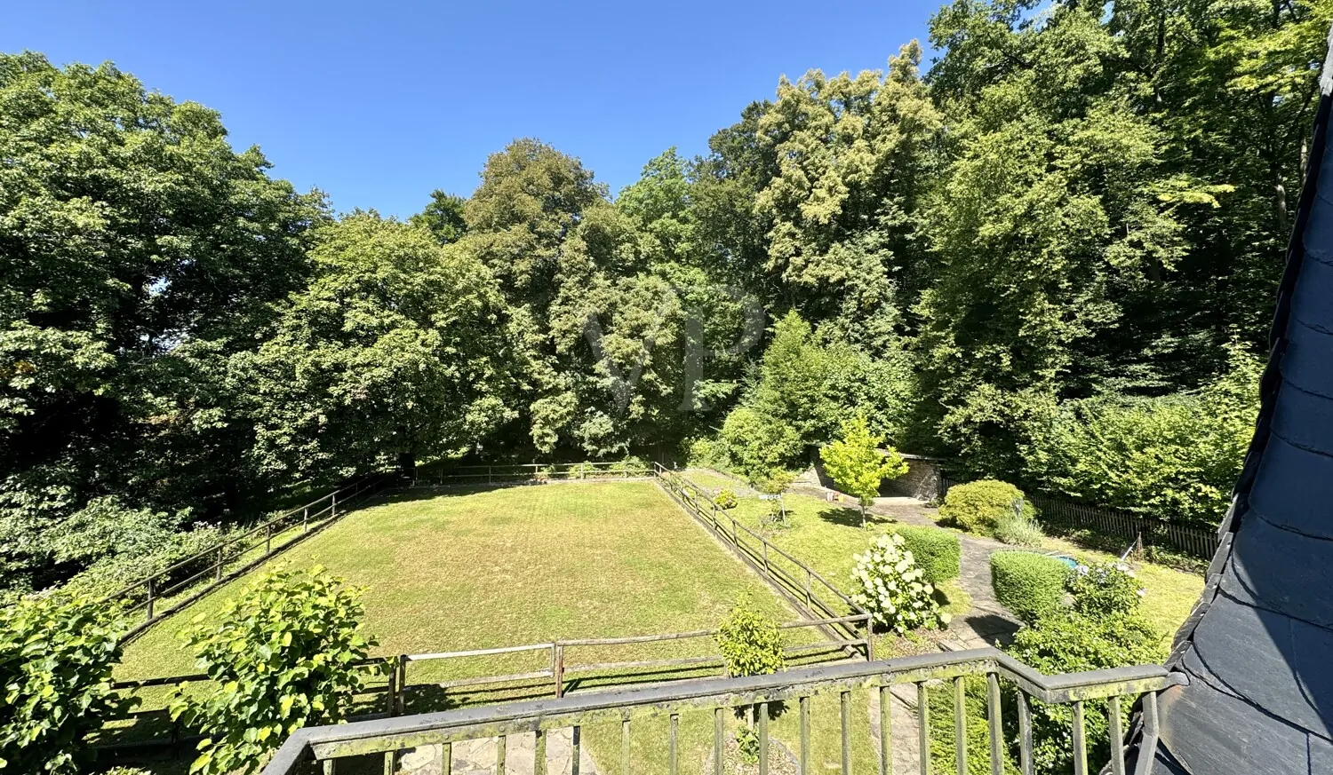 Historisch einzigartige Villa komplett saniert im Bergischen