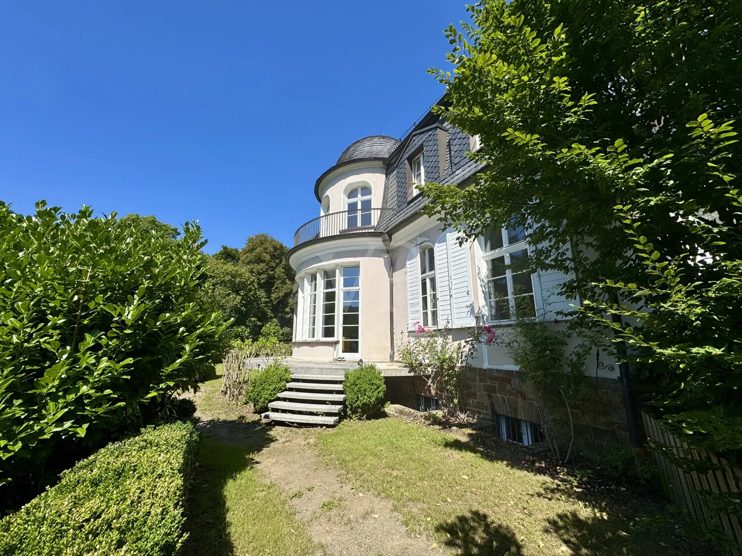 Villa historique unique entièrement rénovée dans la région de Bergisches Land