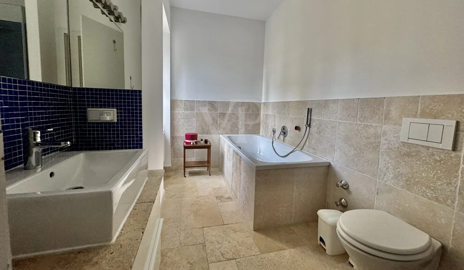 Historisch einzigartige Villa komplett saniert im Bergischen