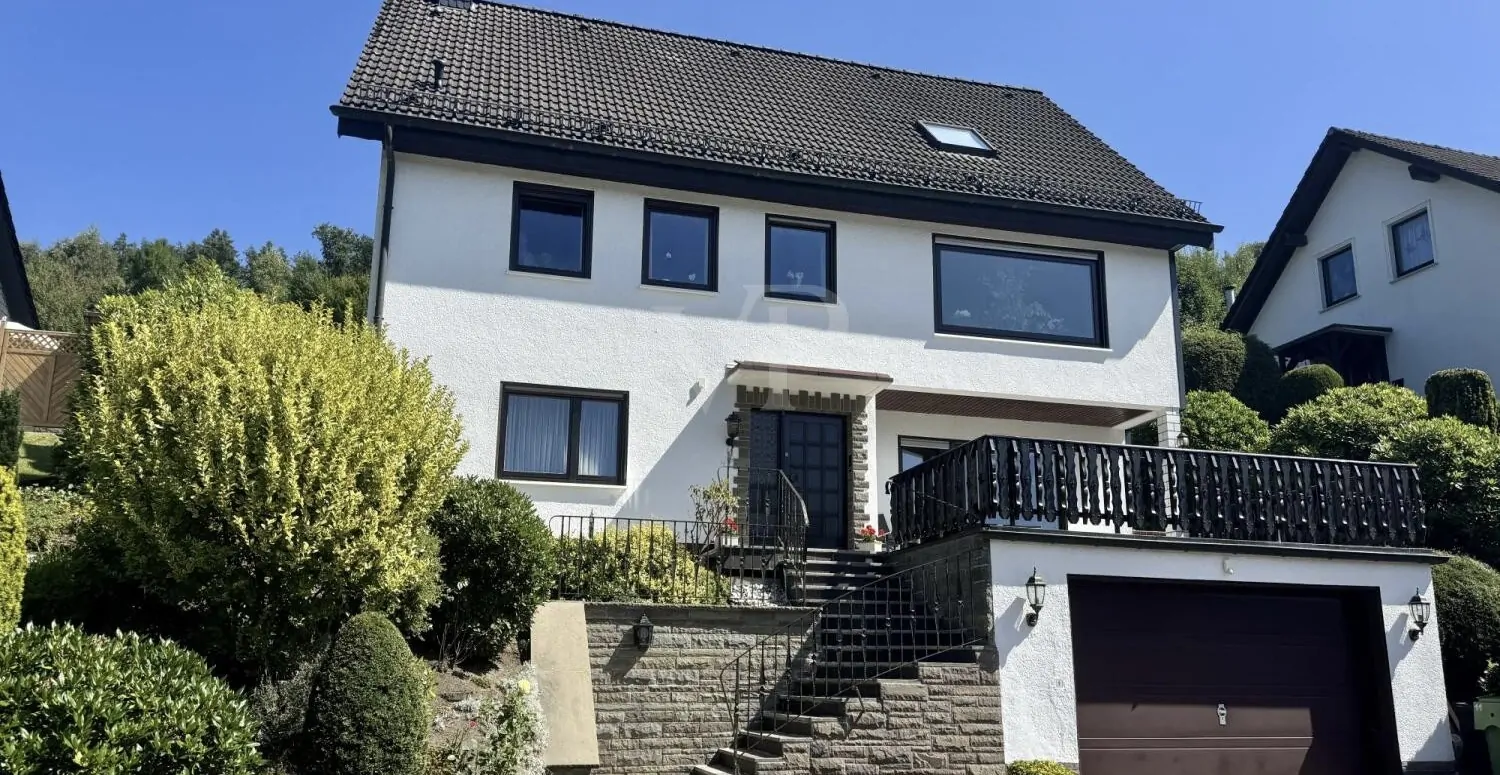 Absolut gepflegtes EFH Nähe Aggertalsperre