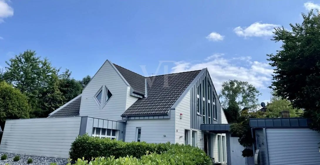 Energetisch, hochmodernes Einfamilienhaus im Zentrum von Marienheide