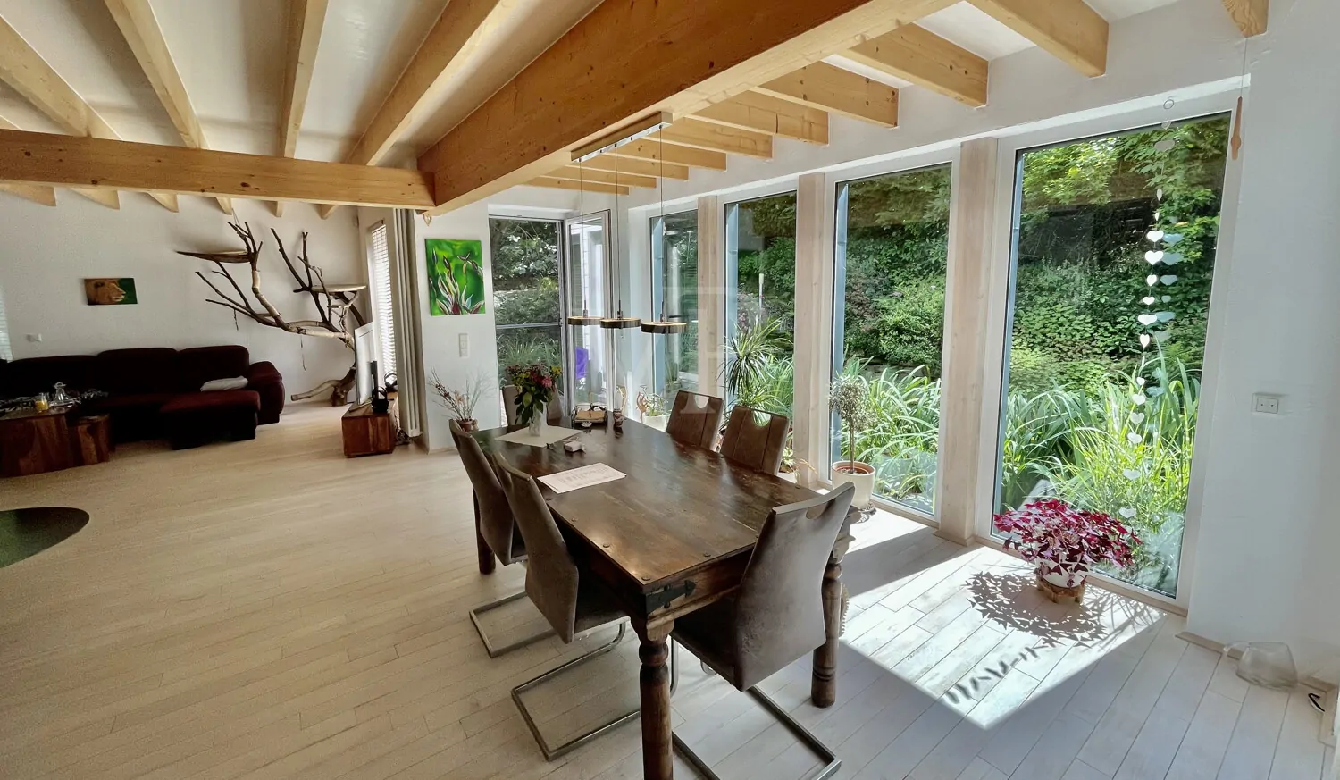 Energetisch, hochmodernes Einfamilienhaus im Zentrum von Marienheide