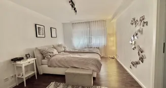 von_poll_real_estate_property_25131040_image_12