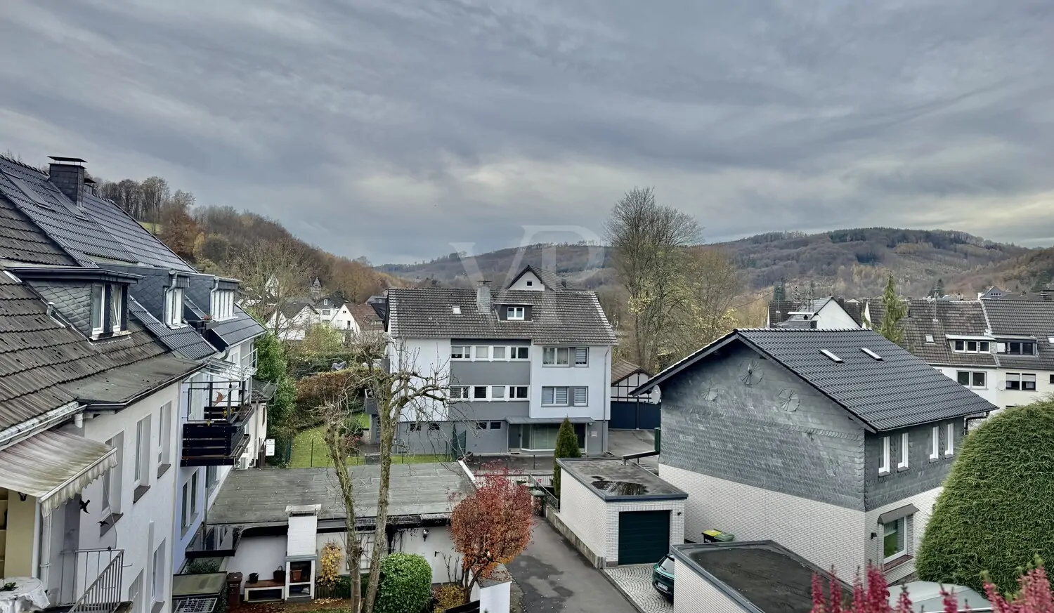 Über den Dächern von Engelskirchen Wohngeschäftshaus