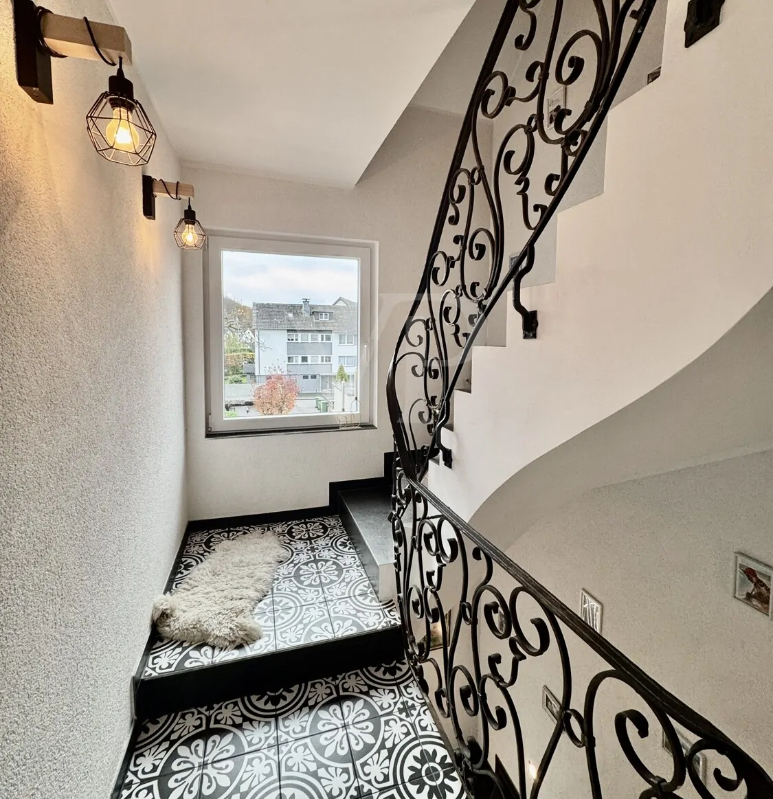 Über den Dächern von Engelskirchen Wohngeschäftshaus