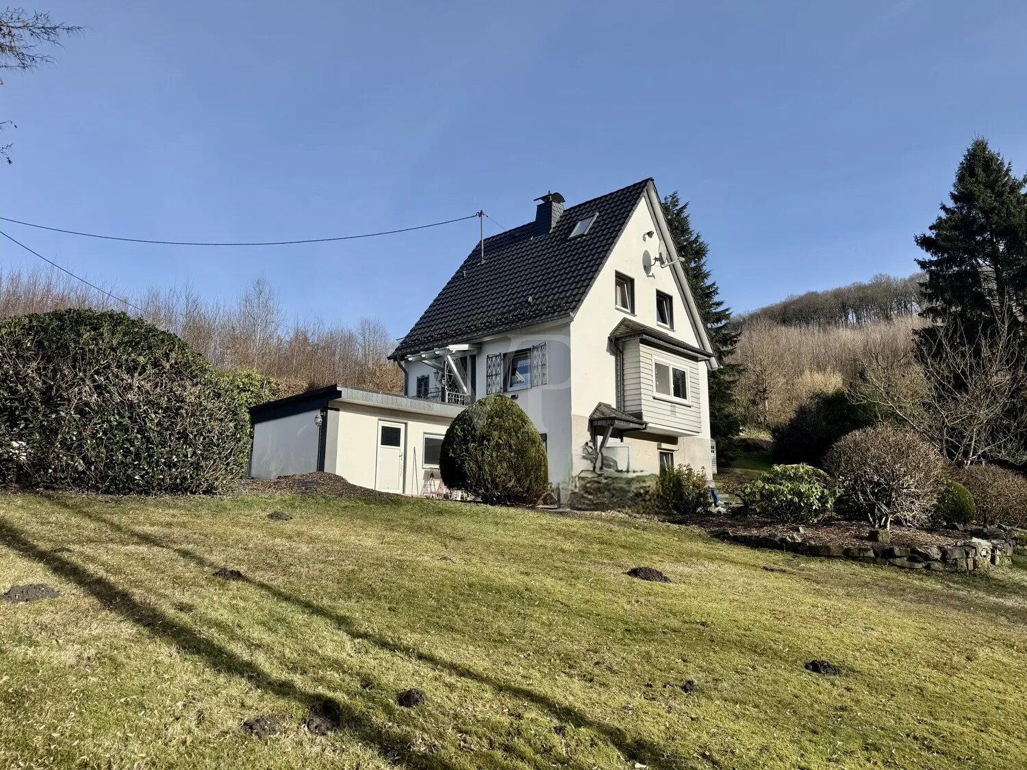 Einzigartige Alleinlage EFH