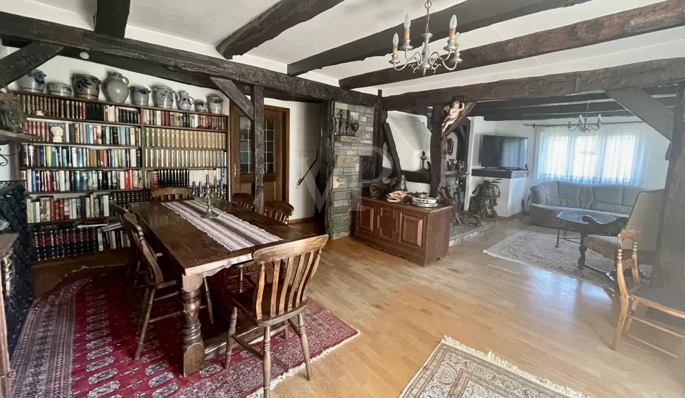 Einzigartiges denkmalgeschütztes Fachwerkhaus Grenze Wiehl