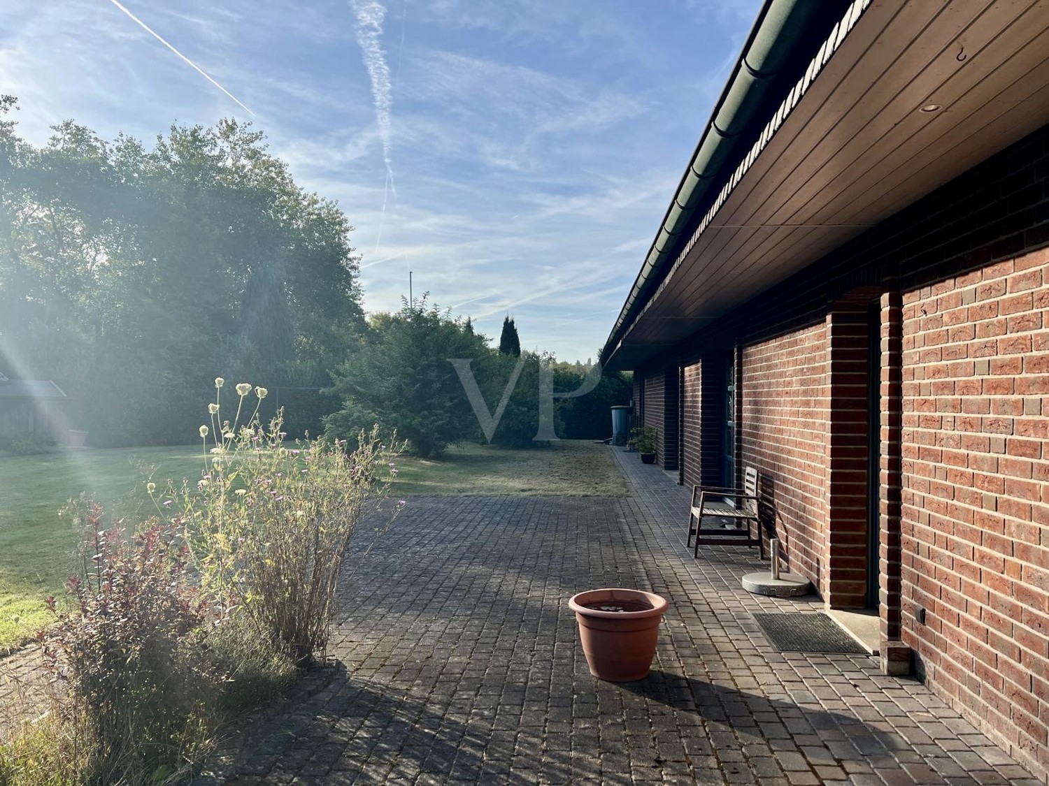 Seitenansicht Terrasse, Garten