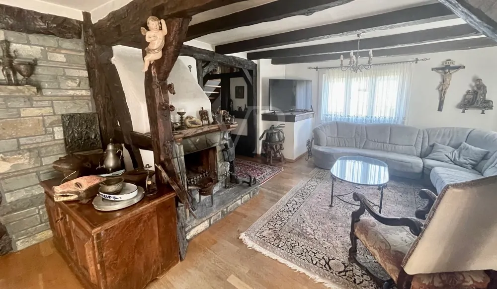 Einzigartiges denkmalgeschütztes Fachwerkhaus Grenze Wiehl