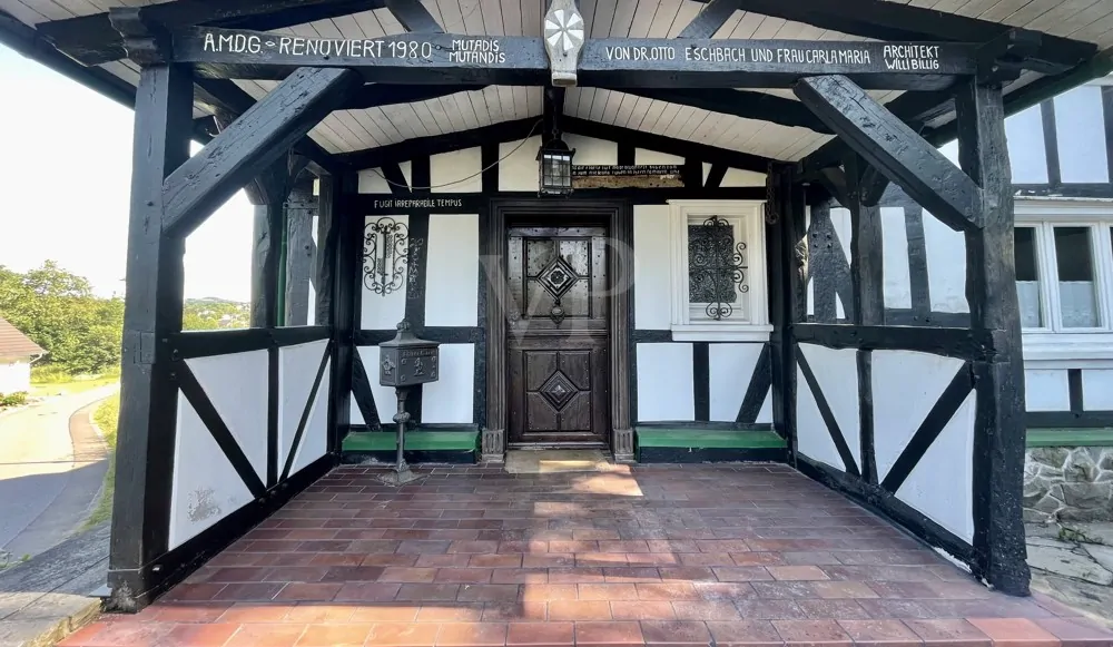 Einzigartiges denkmalgeschütztes Fachwerkhaus Grenze Wiehl