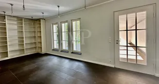 von_poll_real_estate_property_24131018_image_10