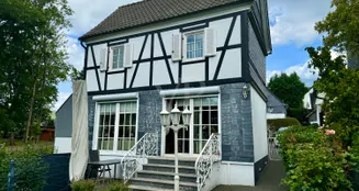 von_poll_real_estate_property_24131042_image_1