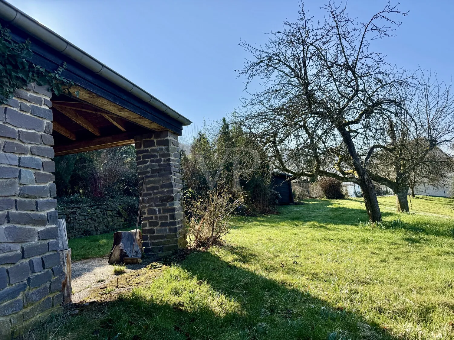 Einzigartiges Architektenhaus mit Baugrundstück