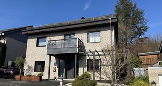 von_poll_real_estate_property_25131011_image_0