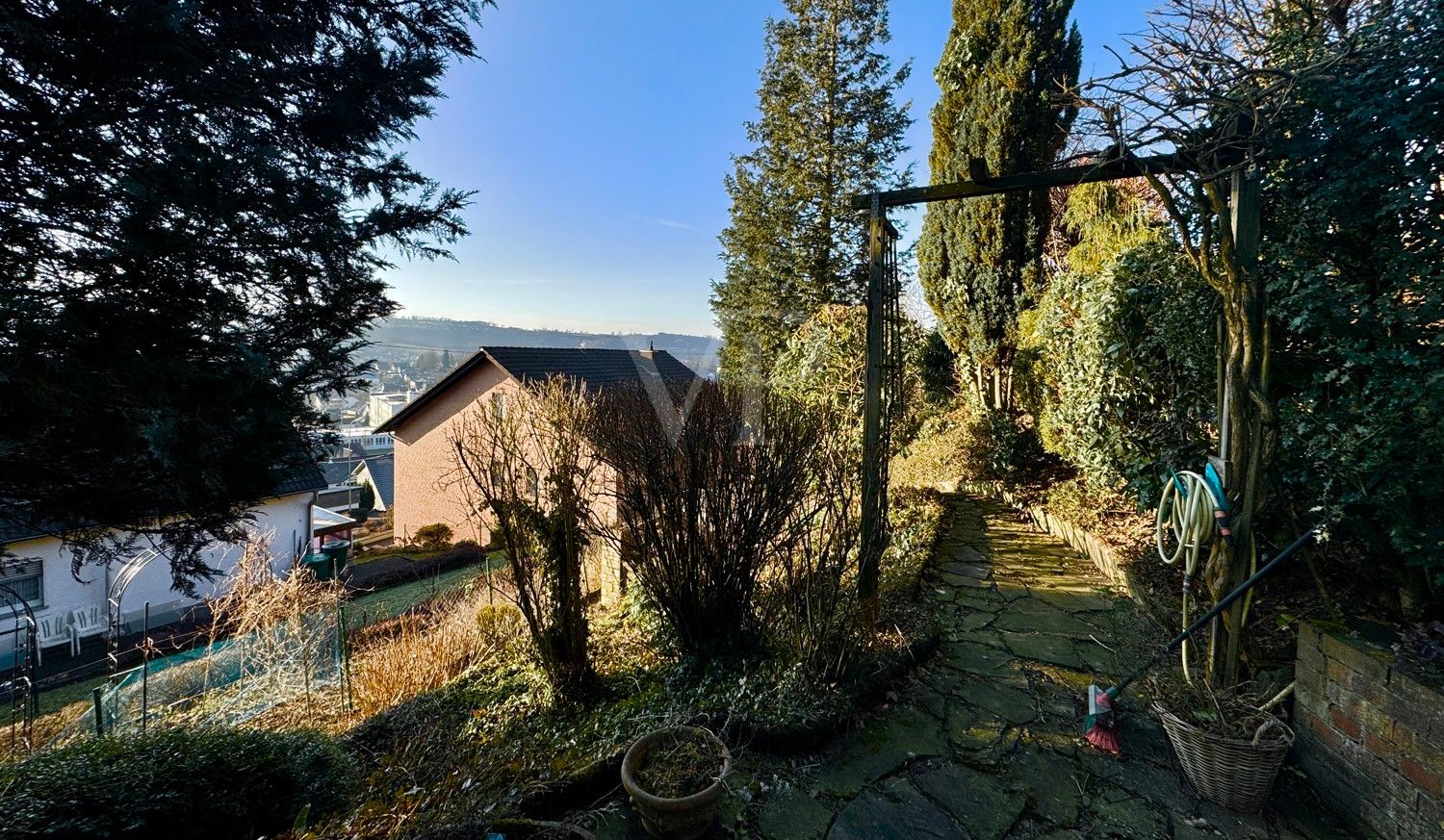 Südländisches Paradies in Höhenlage