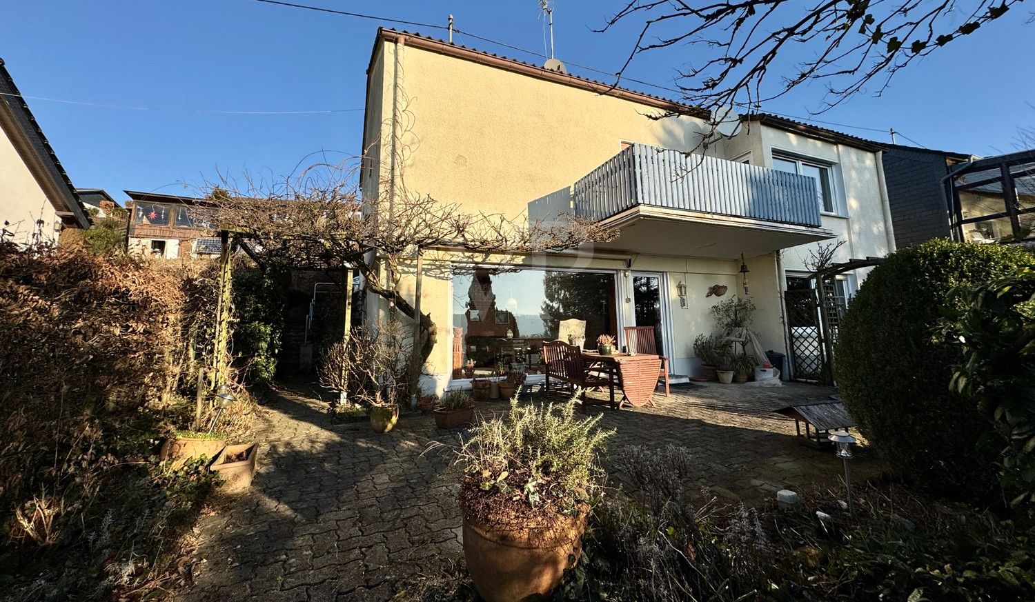 Südländisches Paradies in Höhenlage