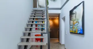 von_poll_real_estate_property_25131028_image_9