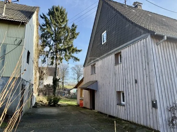 Charmantes Fachwerk-Ensemble mit großem Potenzial in Oberwiehl