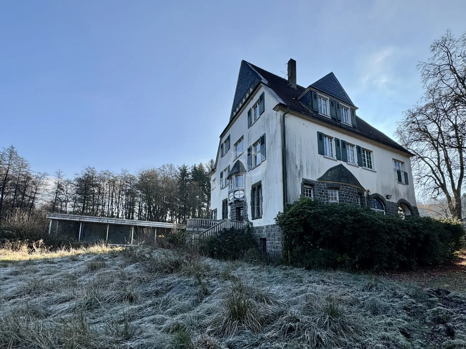 Traumhafte Jugendstilvilla mit Bauland in Wiehl
