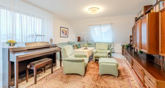 von_poll_real_estate_property_24079068_image_2